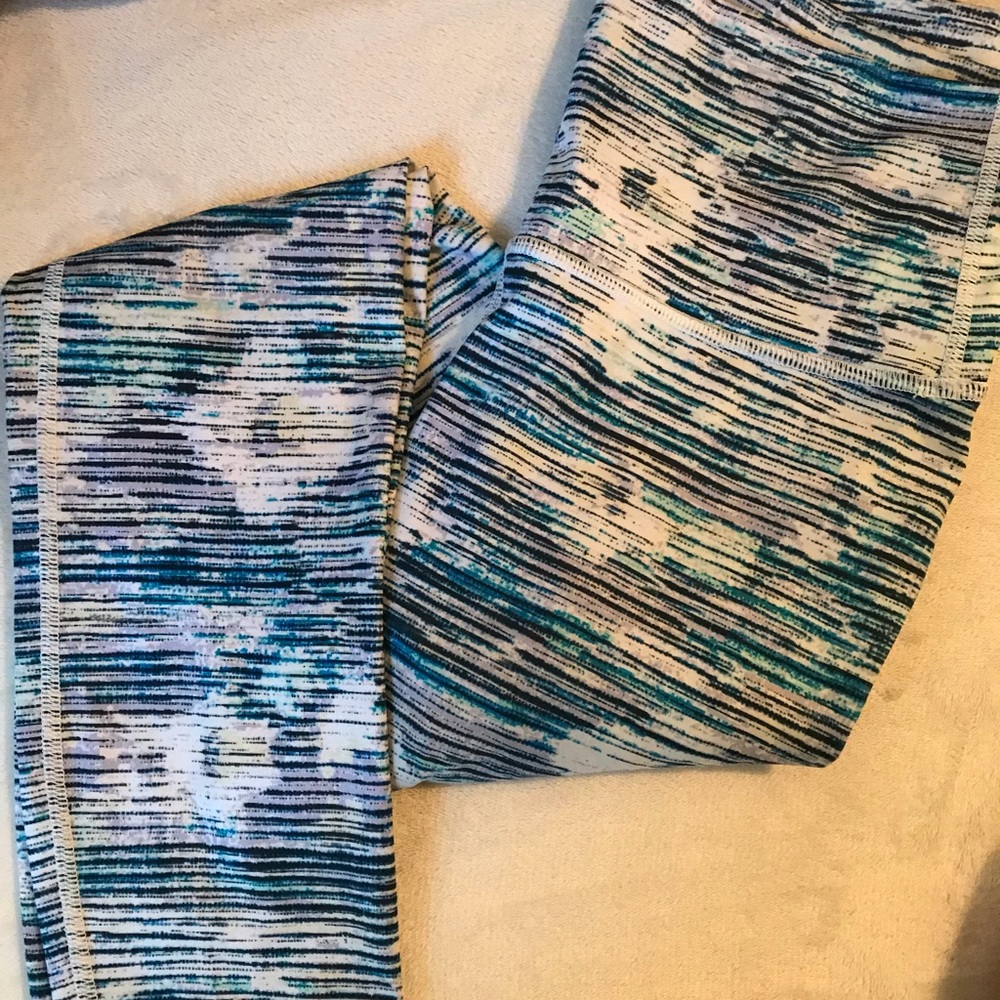 Lululemon leggings, size 4, full length to ankle